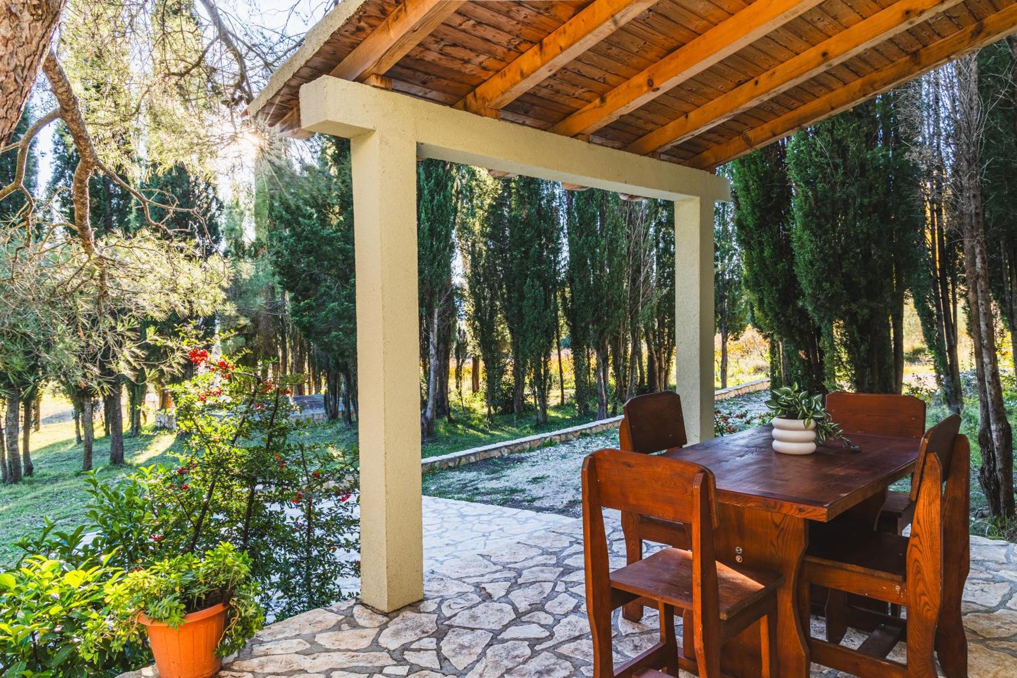 Country House Uros In Nature With Pool Lovorno Buitenkant foto