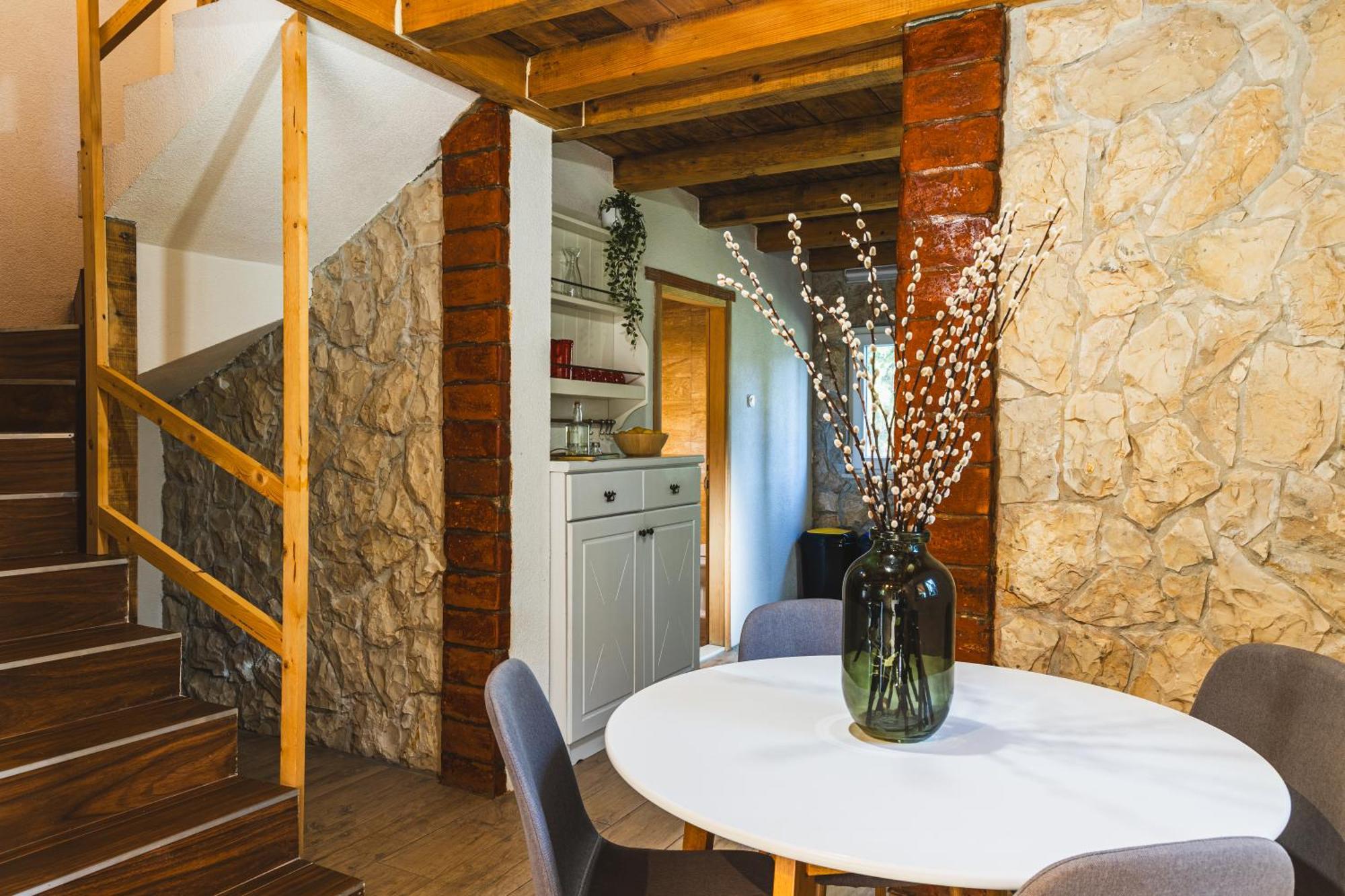 Country House Uros In Nature With Pool Lovorno Buitenkant foto