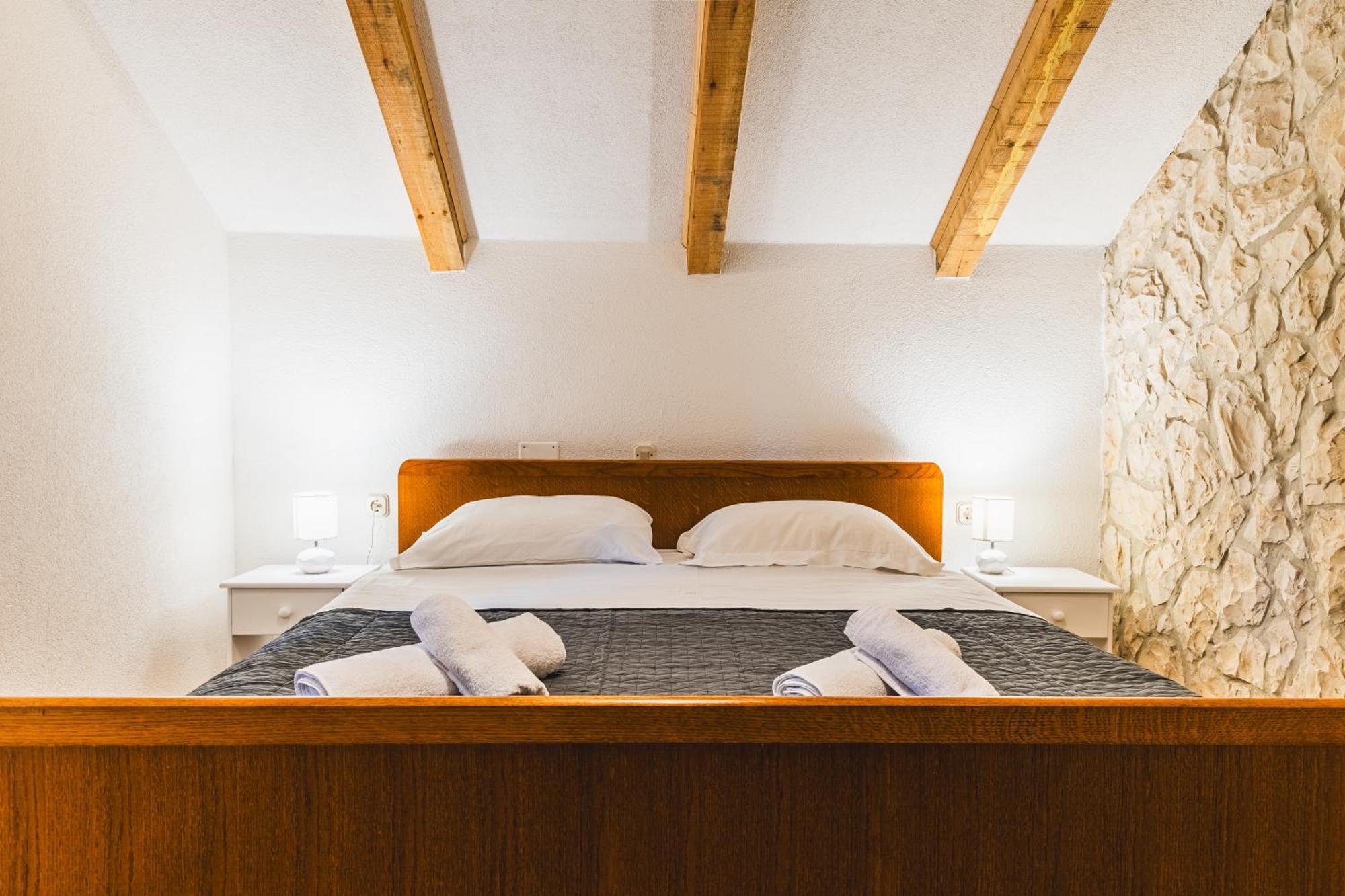 Country House Uros In Nature With Pool Lovorno Buitenkant foto